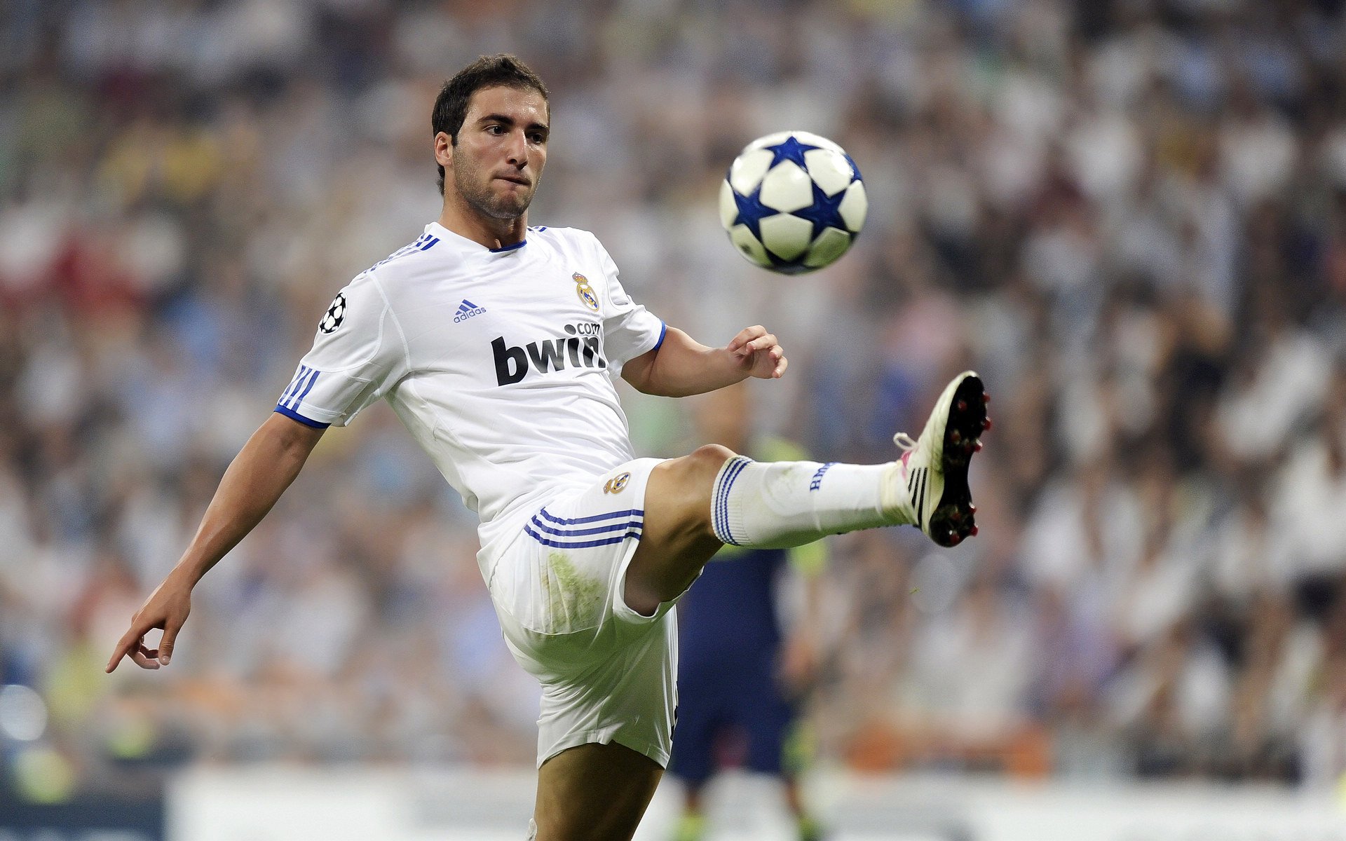 世界杯年度数据报告：门将单场扑救纪录被多次刷新 防守质量整体提升